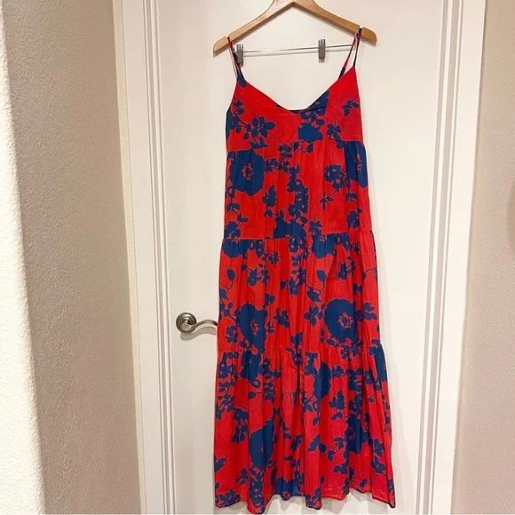 Velvet By Graham & Spencer Colette
Printed Maxi Dress In Blue Red Floral size M - Picture 2 of 10